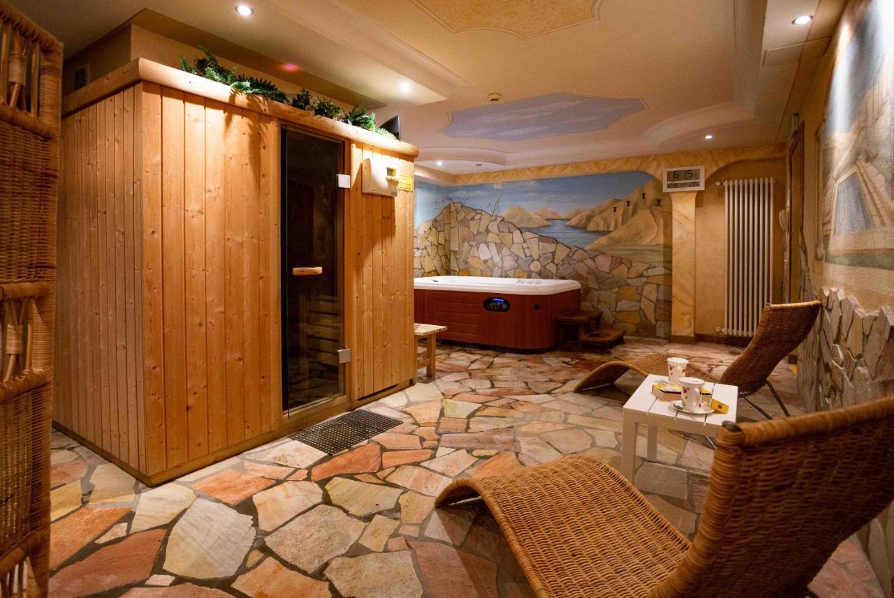 Hotel Andalo Hotel