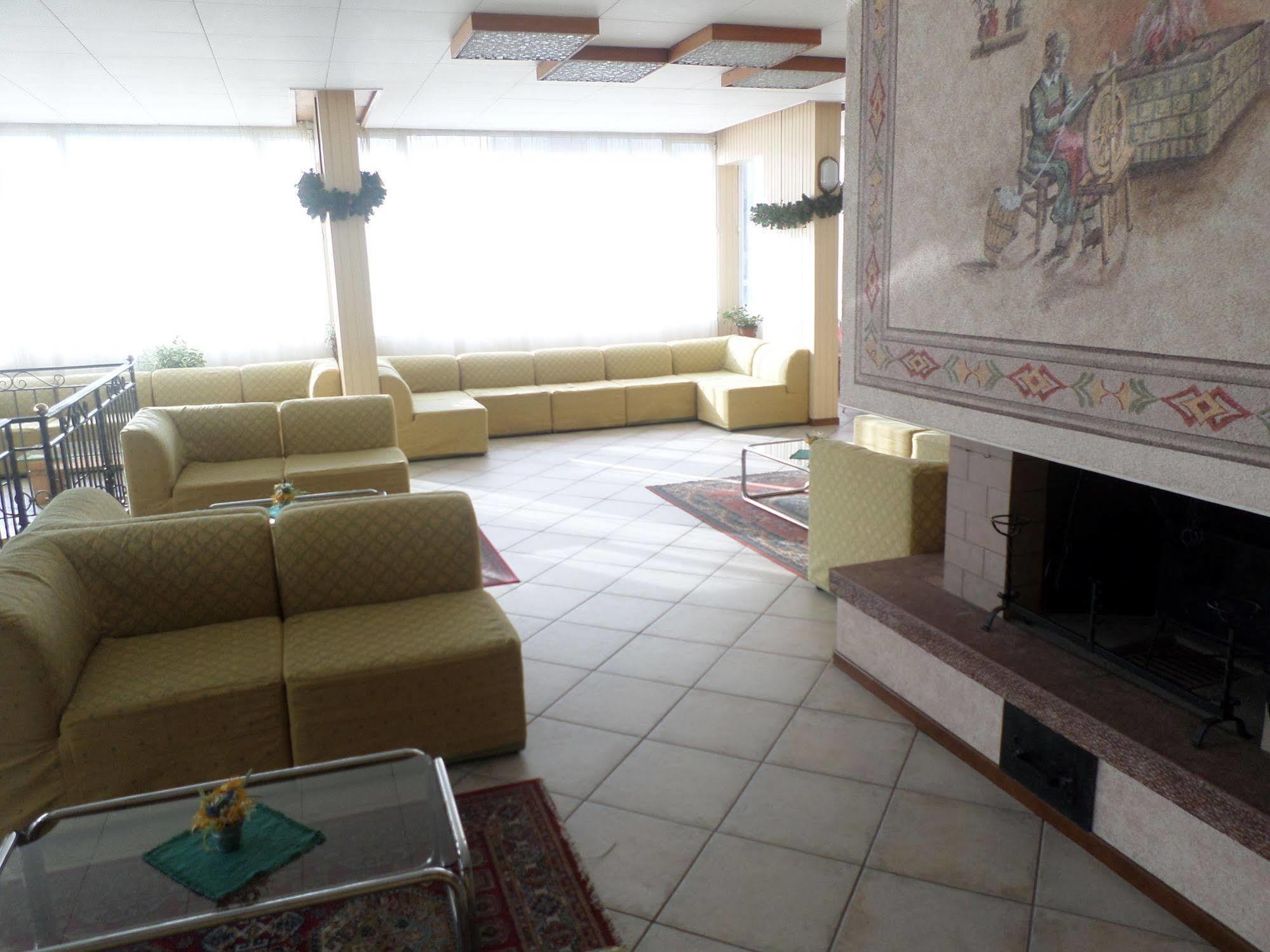 Hotel Andalo Hotel 3*
